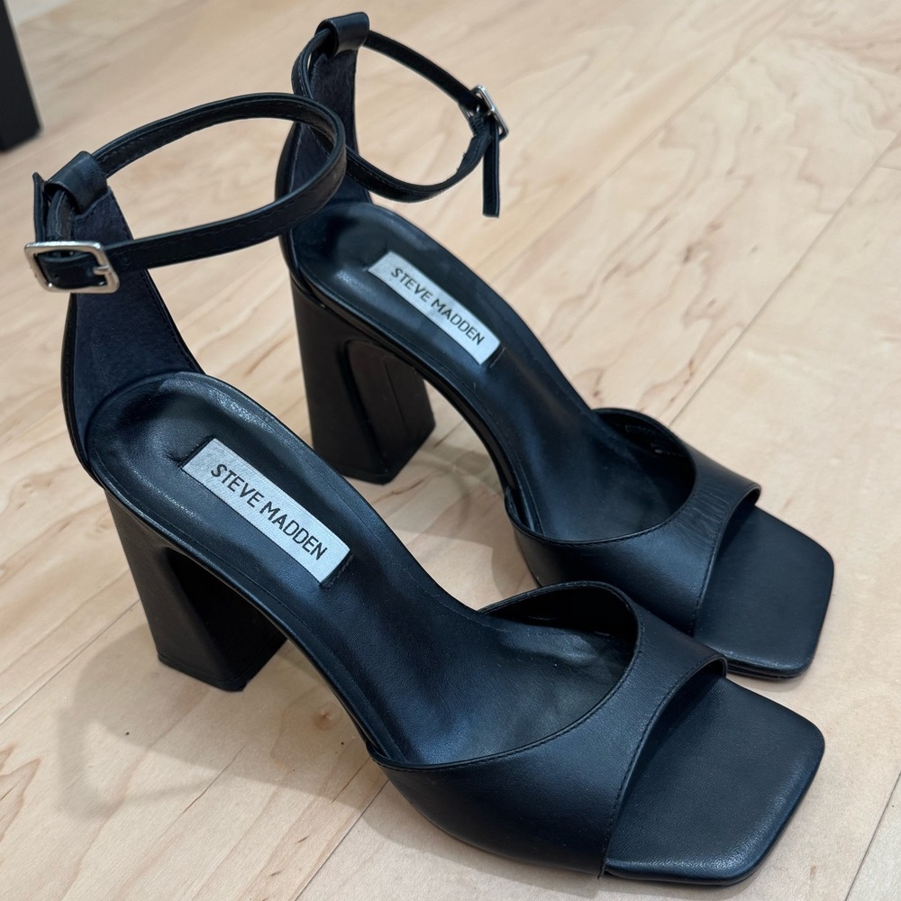 Steve Madden Black Women's Heels